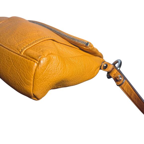 B Makowsky Orange Leather Crossbody Shoulder Bag Purse Adjustable Strap Medium - Picture 6 of 16